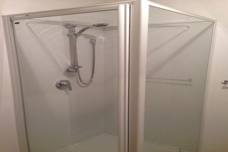 Photo of property in 120 Austin Street, Mount Victoria, Wellington, 6011