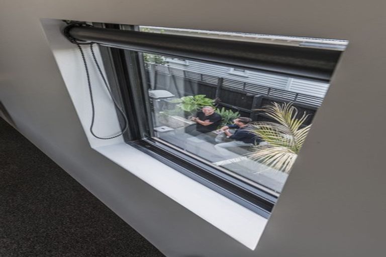 Photo of property in 12 Edgeware Road, St Albans, Christchurch, 8014