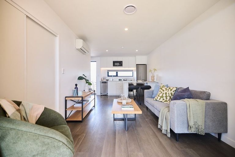 Photo of property in 62 Te Puketoka Lane, Mangere, Auckland, 2022