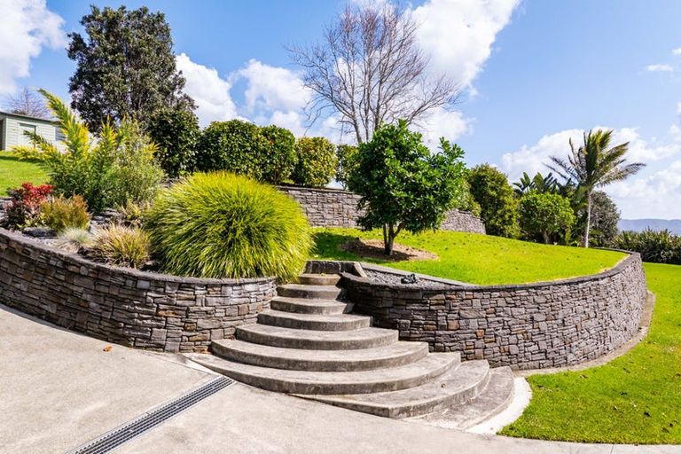 Photo of property in 17 Wairimu Way, Waipu, 0582