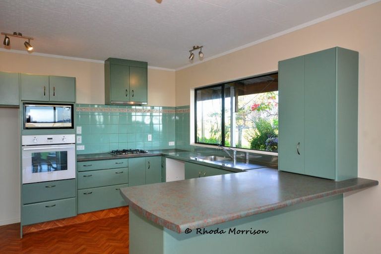 Photo of property in 986 Tinopai Road, Tinopai, Matakohe, 0593