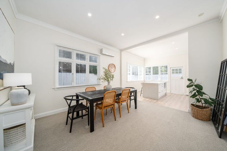 Photo of property in 25 Black Beech Street, Birchville, Upper Hutt, 5018