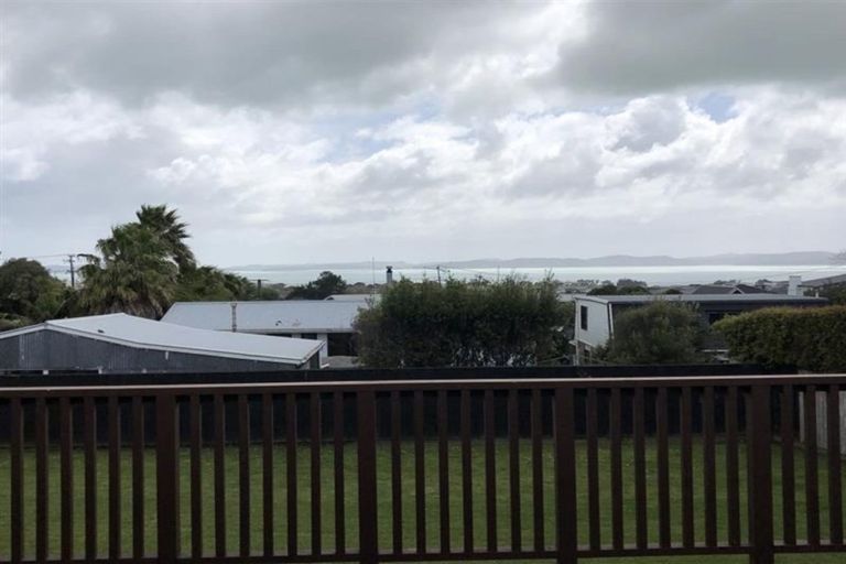 Photo of property in 5 Karaka Road, Beachlands, Auckland, 2018