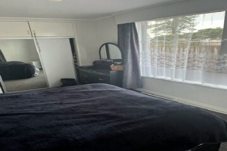 Photo of property in 1/5 Norfolk Place, Papatoetoe, Auckland, 2025