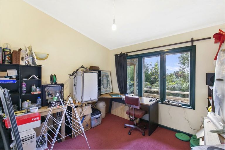 Photo of property in 130 Opanuku Road, Henderson Valley, Auckland, 0612