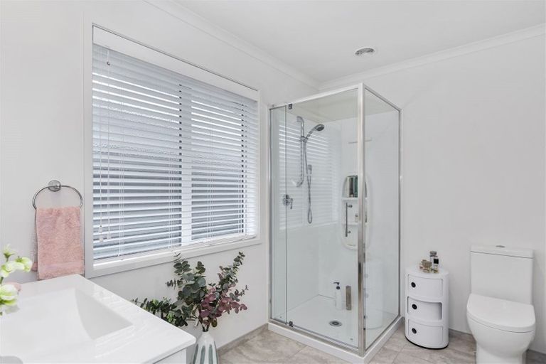 Photo of property in 17 Blanche Road, Papamoa Beach, Papamoa, 3118