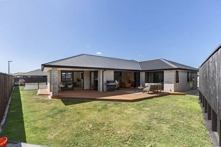 Photo of property in 25 Papawhero Drive, Bell Block, New Plymouth, 4312