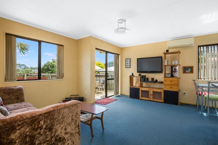 Photo of property in 13b Chaffey Crescent, Titahi Bay, Porirua, 5022