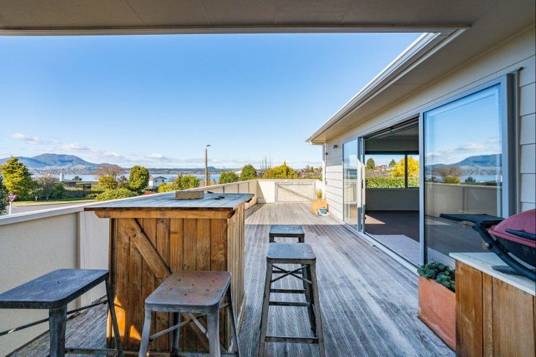 Photo of property in 4 Silich Street, Acacia Bay, Taupo, 3330