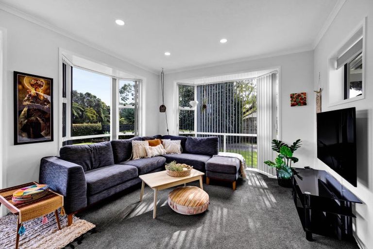 Photo of property in 143 Mangorei Road, Merrilands, New Plymouth, 4312