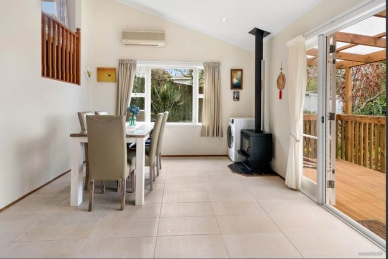 Photo of property in 27 Bruce Road, Glenfield, Auckland, 0629