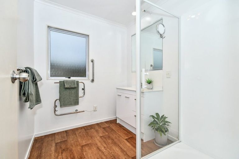 Photo of property in 30b Wellington Street, Pukekohe, 2120