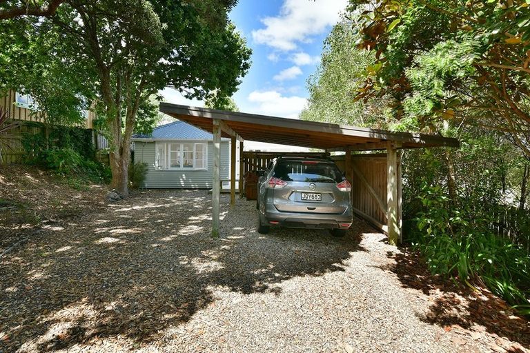 Photo of property in 25 Downer Street, Helensville, 0800
