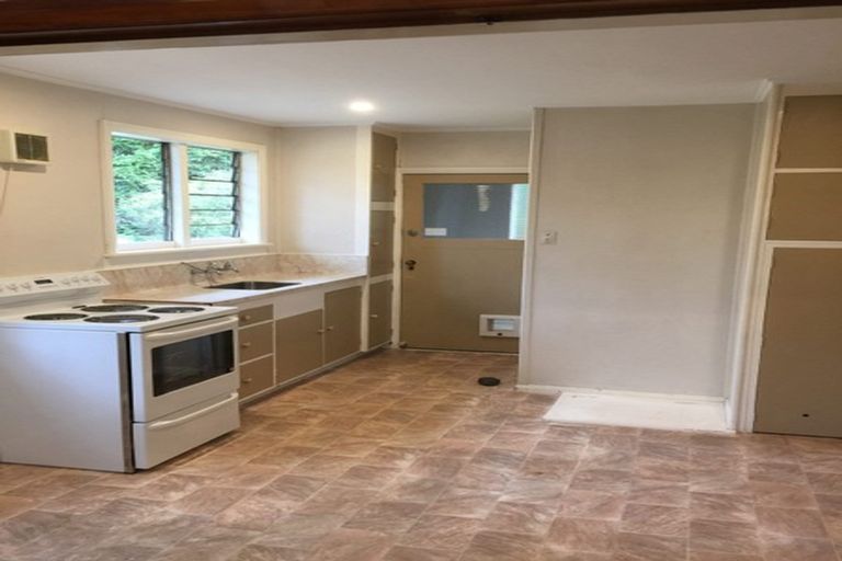 Photo of property in 24 Gloucester Street, Silverstream, Upper Hutt, 5019