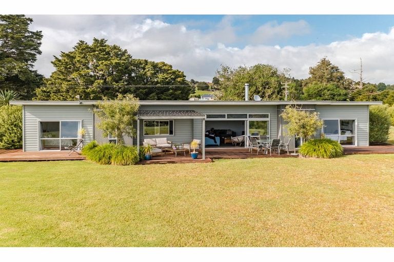 Photo of property in 817 Waimate Road North, Waimate North, Kerikeri, 0293