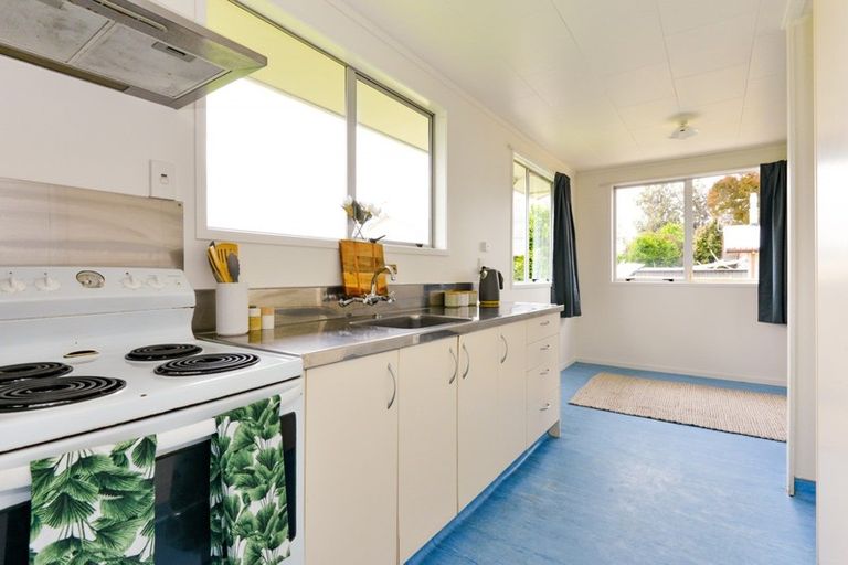 Photo of property in 8 Kilkee Terrace, Flaxmere, Hastings, 4120