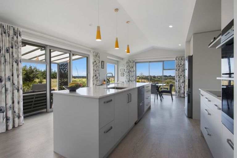 Photo of property in 192f Ongare Point Road, Tahawai, Katikati, 3170