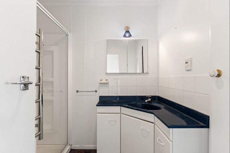 Photo of property in 15 Makorori Beach Road, Makorori, Gisborne, 4073