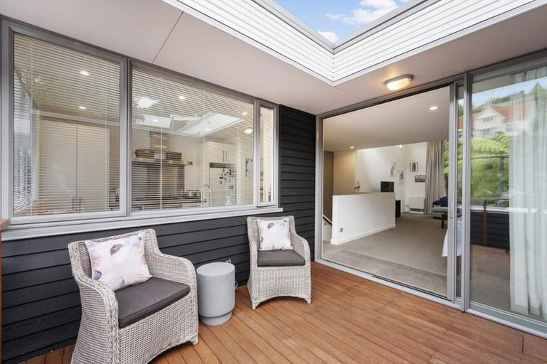 Photo of property in 37c Ngaio Road, Kelburn, Wellington, 6012