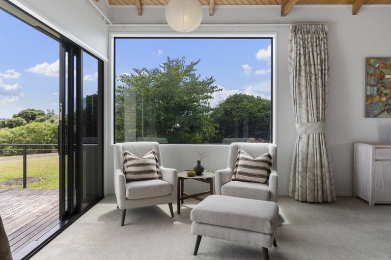 Photo of property in 55 St Annes Crescent, Wattle Downs, Auckland, 2103