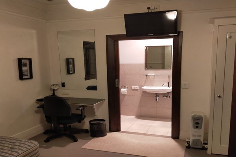 Photo of property in 663 George Street, North Dunedin, Dunedin, 9016