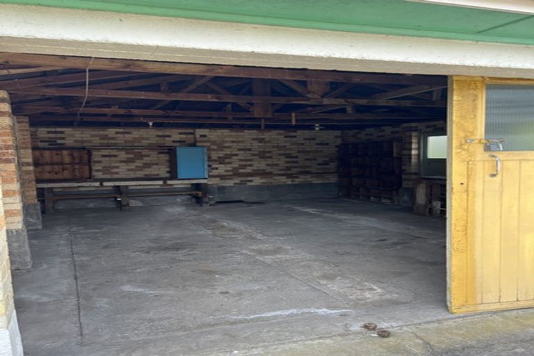 Photo of property in 25 Brocas Avenue, Hillcrest, Hamilton, 3216