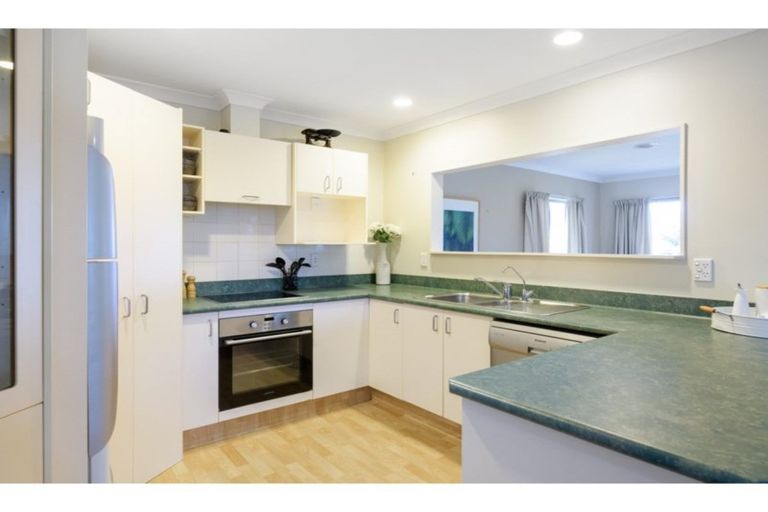 Photo of property in 15 Tuscany Place, Ohauiti, Tauranga, 3112