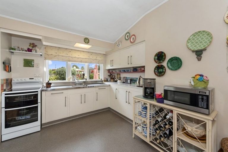 Photo of property in 76 Fifth Avenue, Enderley, Hamilton, 3214