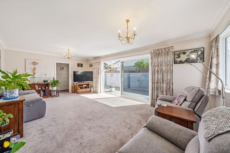 Photo of property in 5 Mcleod Street, Elderslea, Upper Hutt, 5018