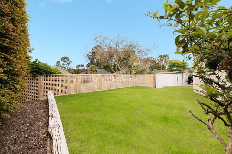 Photo of property in 2 Sissinghurst Court, Bethlehem, Tauranga, 3110