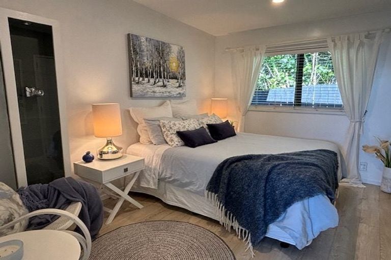 Photo of property in 120a Awaruku Road, Torbay, Auckland, 0630