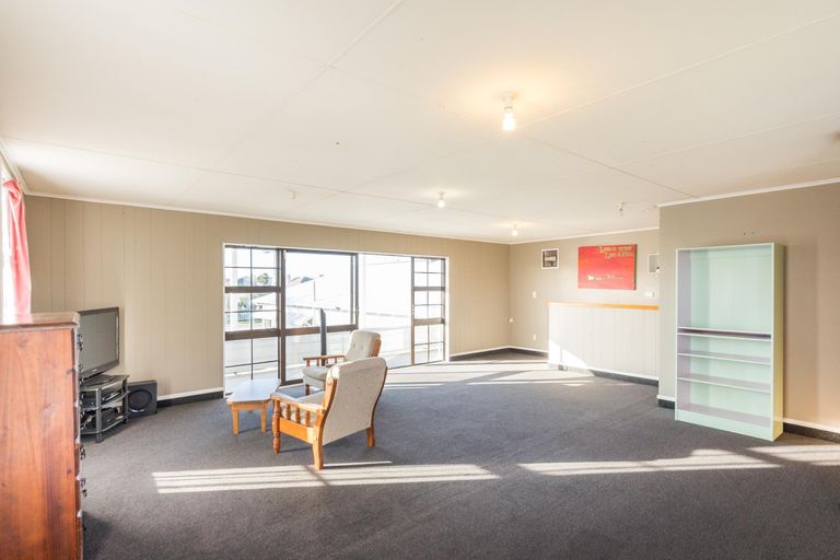 Photo of property in 19 Poole Street, Feilding, 4702