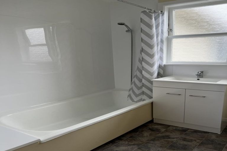 Photo of property in 21 Kemp Street, Kilbirnie, Wellington, 6022