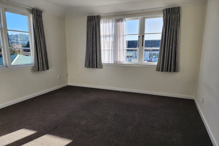 Photo of property in 217 Knights Road, Hutt Central, Lower Hutt, 5011