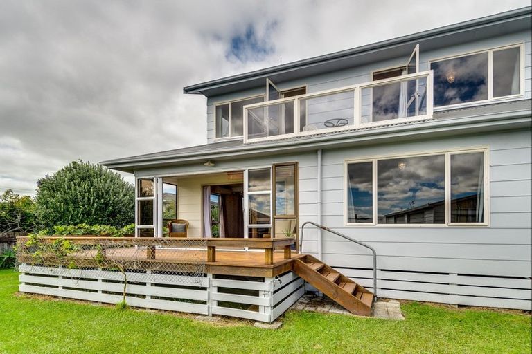 Photo of property in 180 Porangahau Road, Waipukurau, 4200