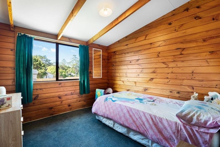 Photo of property in 26 Hale Crescent, Bayview, Auckland, 0629