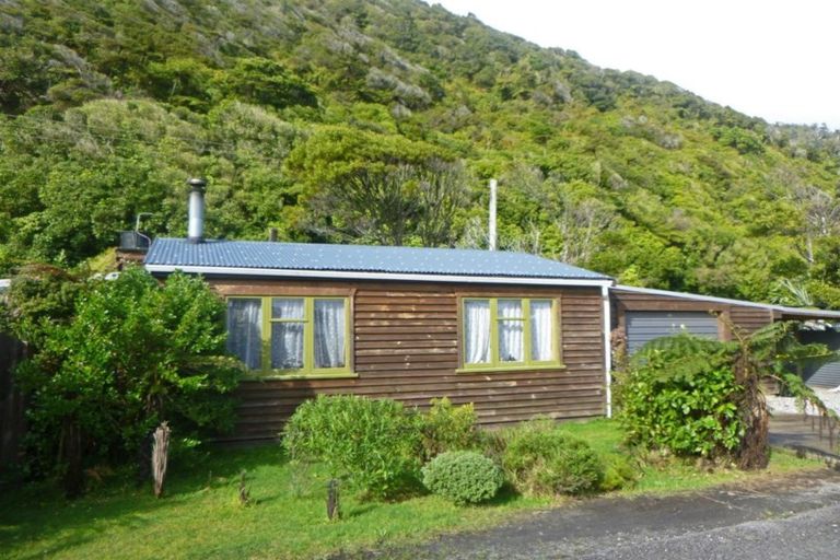 Photo of property in 125 Torea Street, Granity, 7823