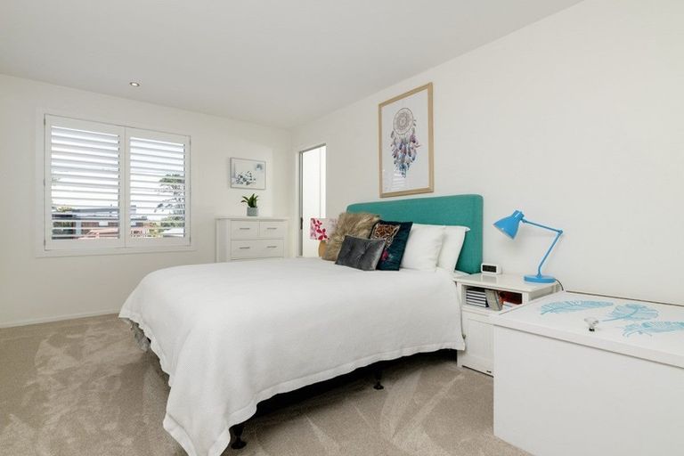 Photo of property in 215a Oceanbeach Road, Mount Maunganui, 3116