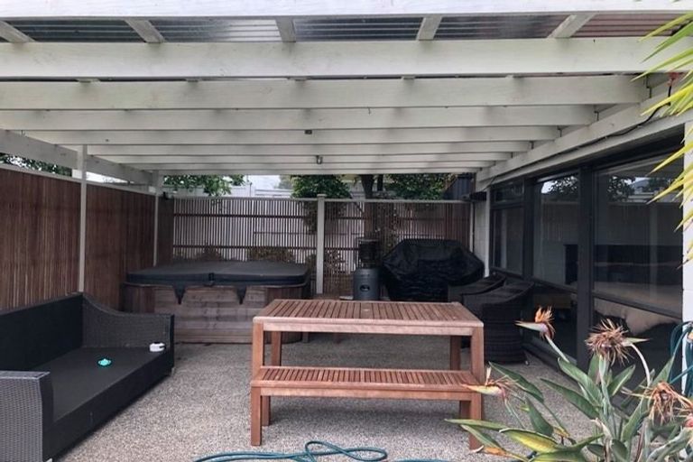 Photo of property in 1/41 Francis Street, Hauraki, Auckland, 0622