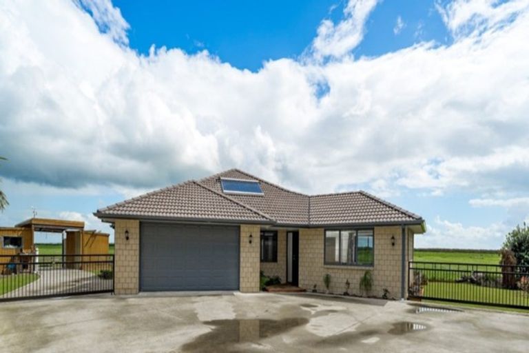 Photo of property in 20 Wakatere Place, Thames, 3500