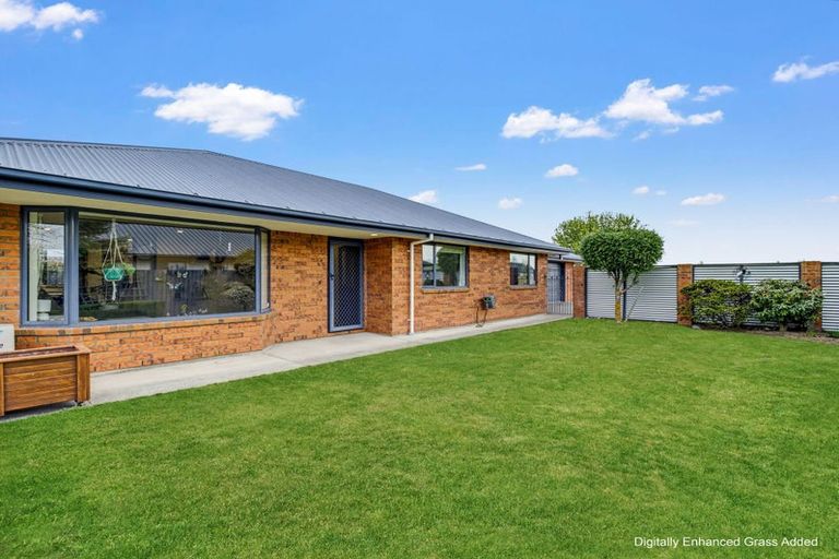 Photo of property in 44 Nixon Street, Tinwald, Ashburton, 7700