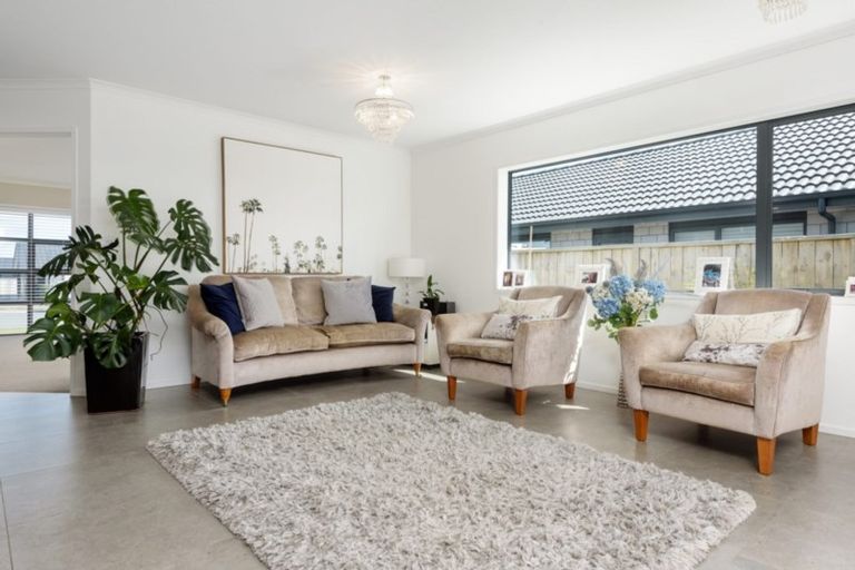 Photo of property in 123 Palm Springs Boulevard, Papamoa Beach, Papamoa, 3118