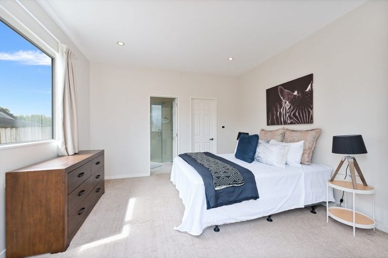 Photo of property in 30 Korihi Drive, Swanson, Auckland, 0614