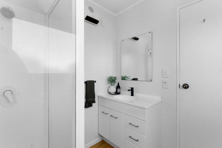 Photo of property in 75 Totara Drive, Pukete, Hamilton, 3200