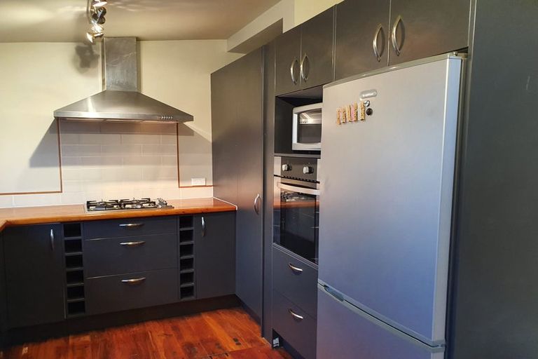 Photo of property in 17a Tama Street, Alicetown, Lower Hutt, 5010