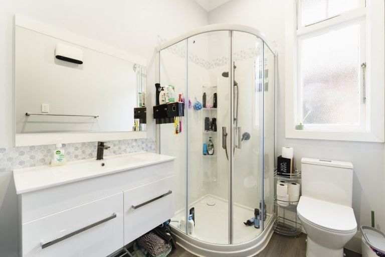 Photo of property in 267 Macandrew Road, Forbury, Dunedin, 9012