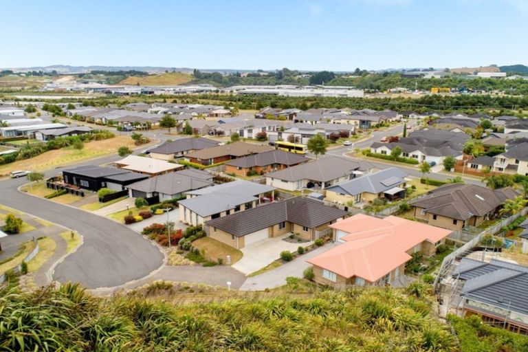 Photo of property in 7 Fender Close, Pyes Pa, Tauranga, 3112