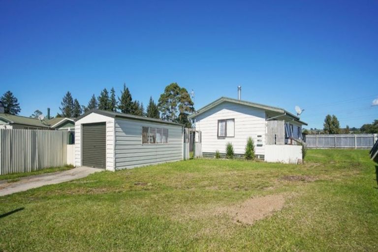 Photo of property in 13 Harold Crescent, Fordlands, Rotorua, 3015