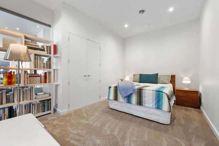 Photo of property in Kate Sheppard Apartments, 8c/42 Molesworth Street, Thorndon, Wellington, 6011