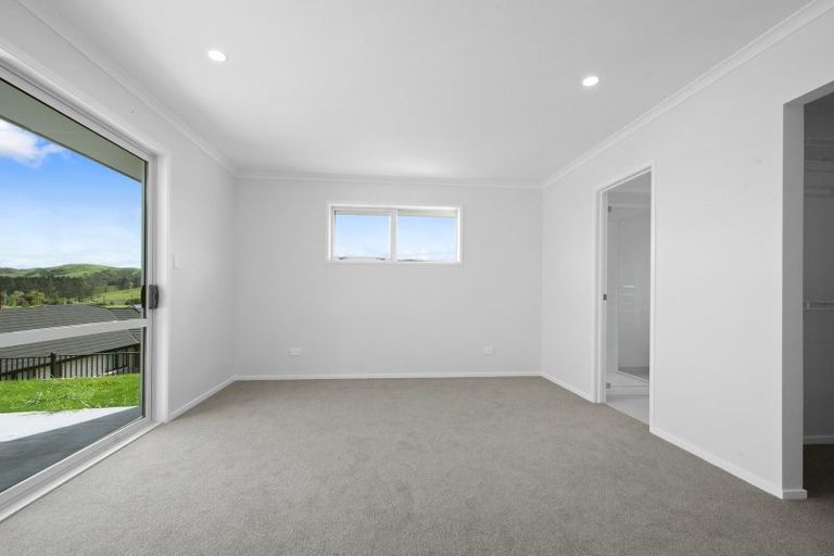 Photo of property in 5 Awa Avenue, Helensville, 0800